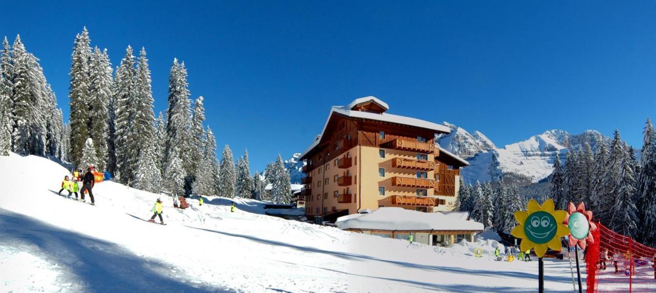 Carlo Magno Hotel Spa Resort Madonna Buitenkant foto