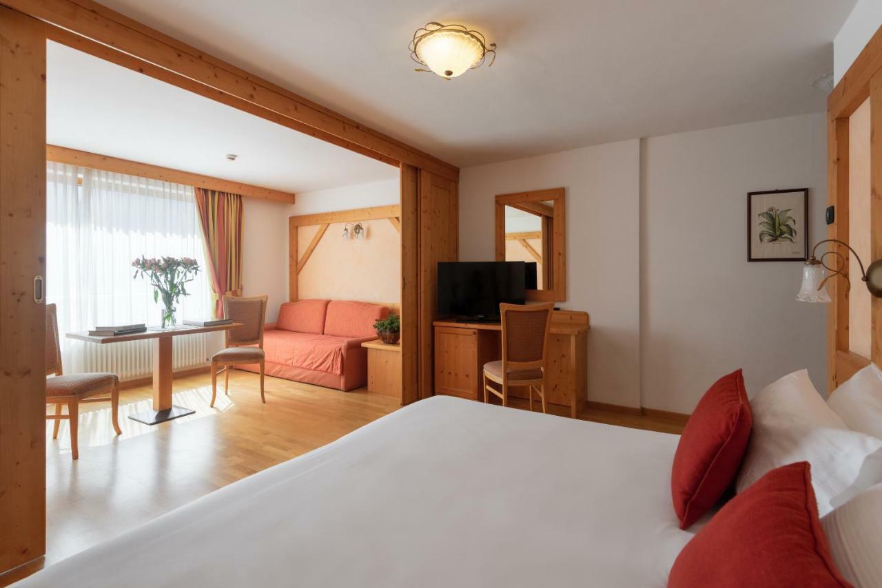 Carlo Magno Hotel Spa Resort Madonna Buitenkant foto